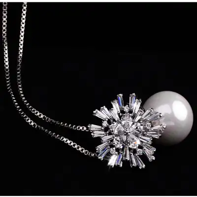 Pearl zircon necklace