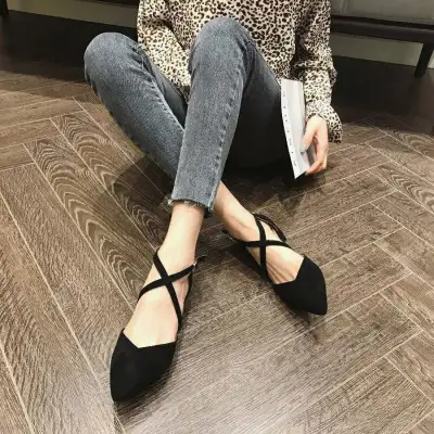 Women's Flat Bottomed Pointed Toe Versatile Cross Tie Single Shoes