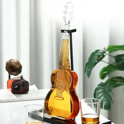 Creative Guitar Decanter Set With High Borosilicate Glass