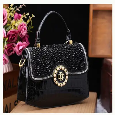 Fashion New Patent Leather Diamond Portable Shoulder Bag