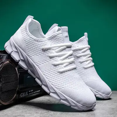 Summer Flyknit Low-cut Lightweight Breathable Running Sneaker