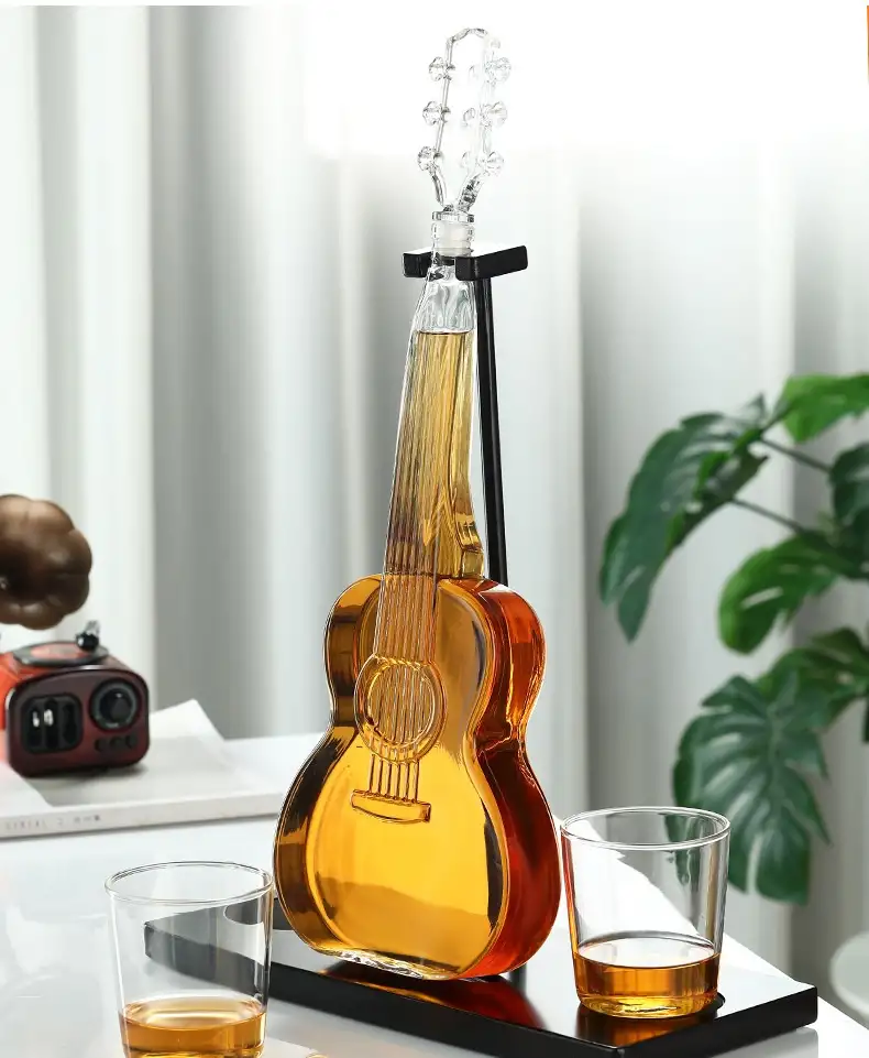 Creative Guitar Decanter Set With High Borosilicate Glass