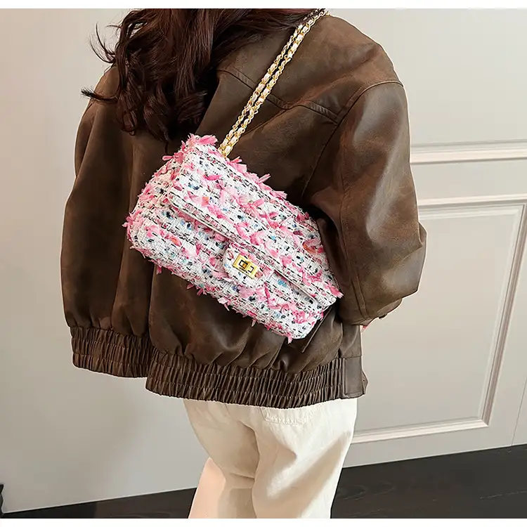 Trendy All-match Shoulder Messenger Bag