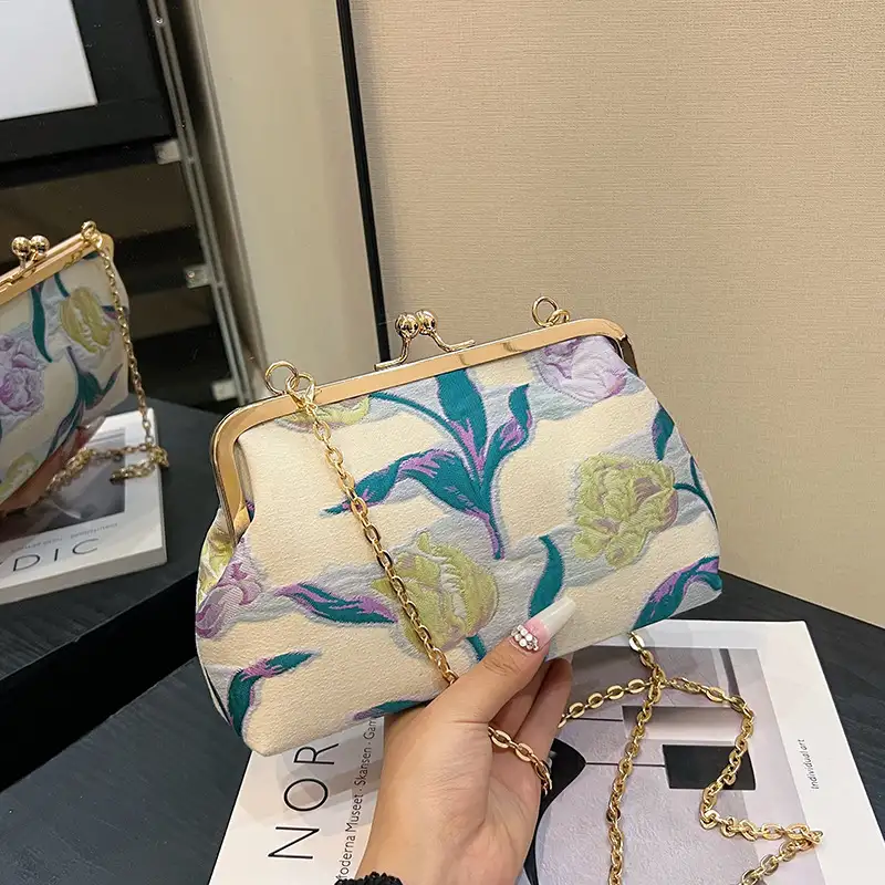 Shell Chain Flower Shoulder Bag Fashion