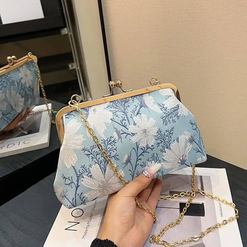 Shell Chain Flower Shoulder Bag Fashion