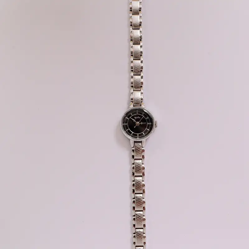 Retro Net Thin Chain Exquisite Quartz Watch